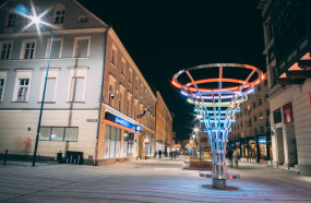 lampy w porze nocnej - ul. Krakowska, Opole